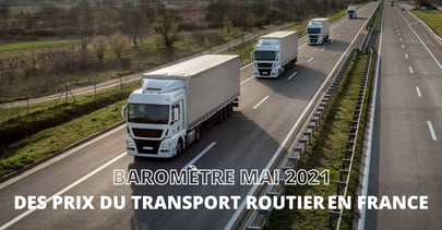 Camions blancs sur autoroute.
