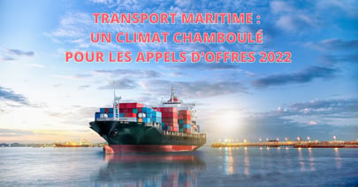 Cargo sur océan.
