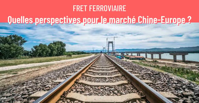 Voie de chemin de fer en Chine.