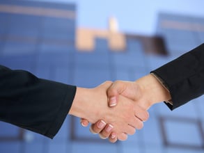 handshake-shipper-haulier