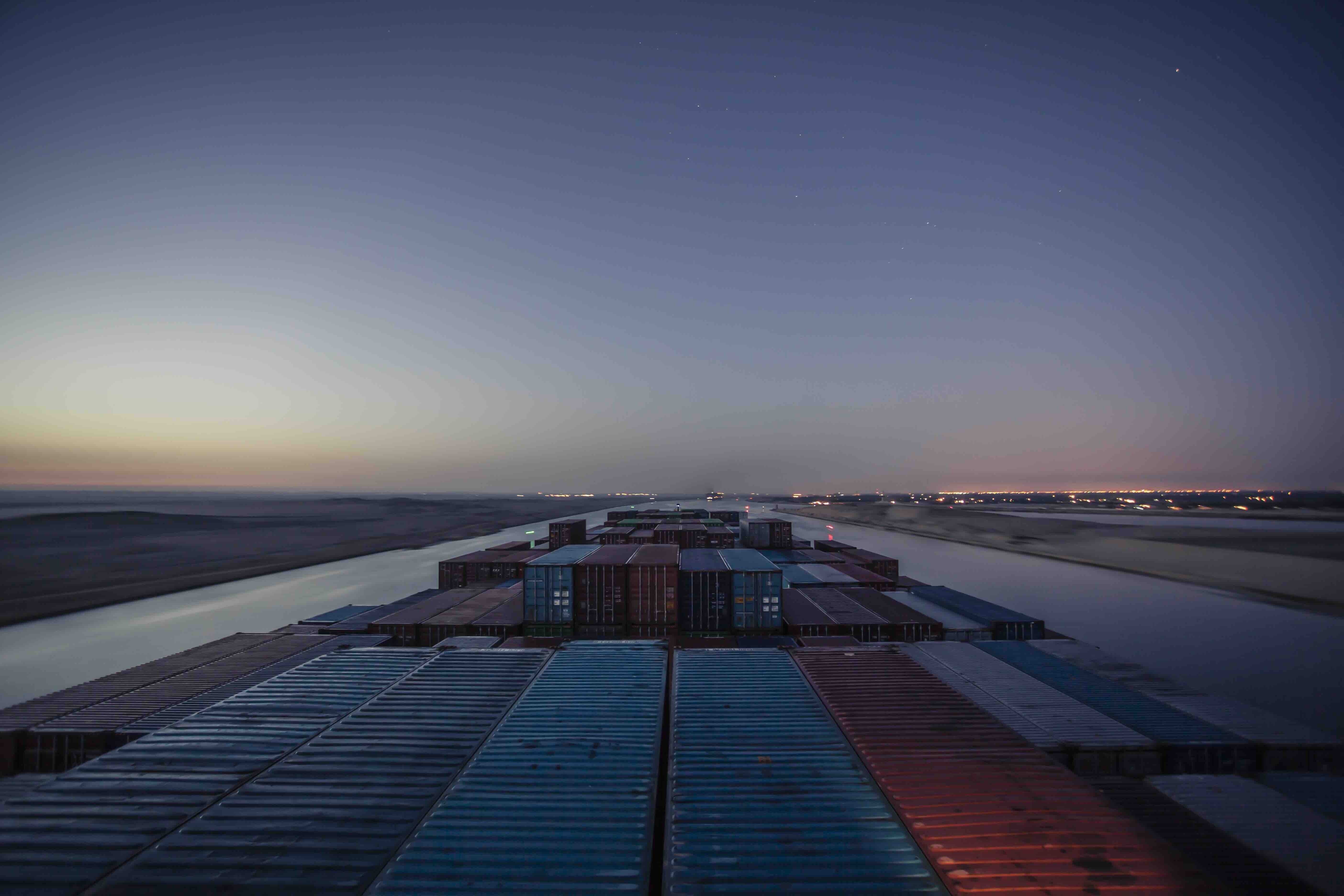 Retour des navires via Suez : l’étonnant silence des chargeurs